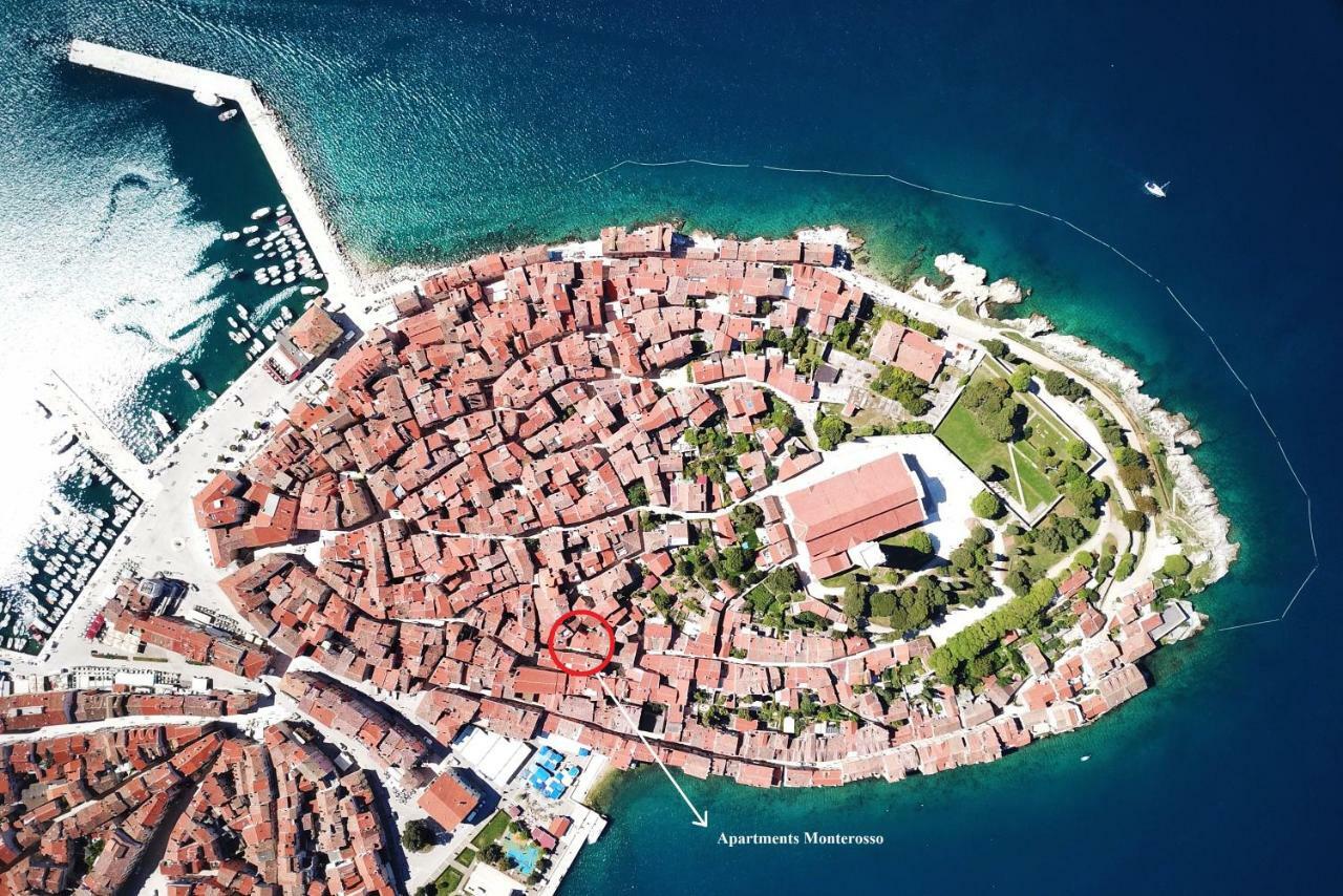 Monterosso Old Town Apartment โรวีน ภายนอก รูปภาพ